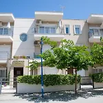 Eleni 4 Seasons Apartment