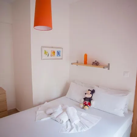 Eleni 4 Seasons Apartman *
