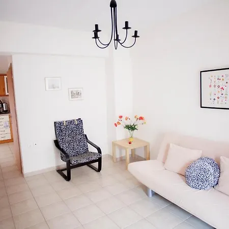 Eleni 4 Seasons Apartment *