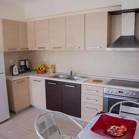 Διαμέρισμα Eleni 4 Seasons *